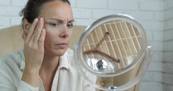 Perfect Healthy Skin in Mirror
