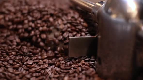 Cooling Roasted Coffee Beans