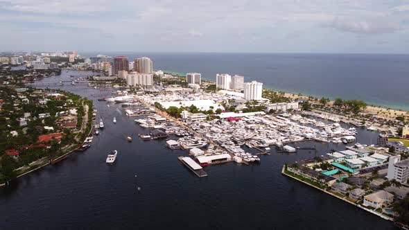 Wide Shot Establisher Fort Lauderdale Beach Boat Show And View Of Ocean Horizon