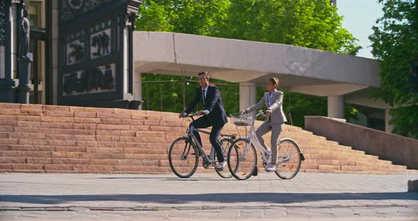 Riding Bikes to Work 