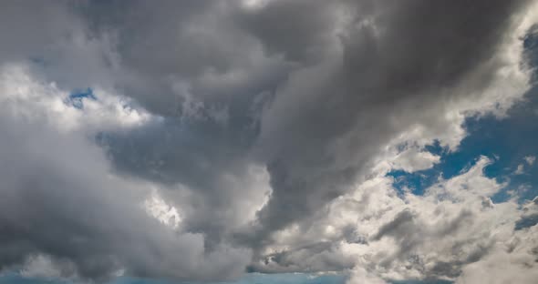 Timelapse of the Blue Sky Moving Clouds Background