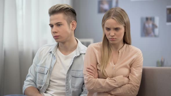 Guy Is Tired Constant Girlfriend Accusing, Misunderstanding and Disappointment