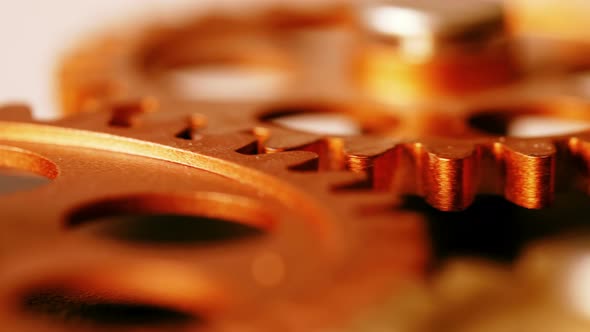  clock 's mechanism- wheels spinning -close up