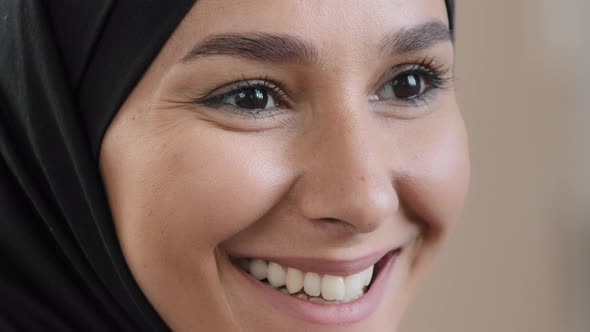 Close Up Happy Face Muslim Girl in Hijab Carefree Young Woman Smiling with Healthy White Teeth Lady