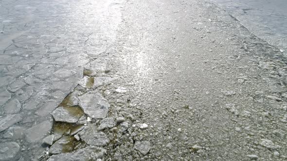 Ship Fairway in Frozen Sea in Winter alt