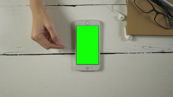 Touch Screen Smartphone With Green Screen