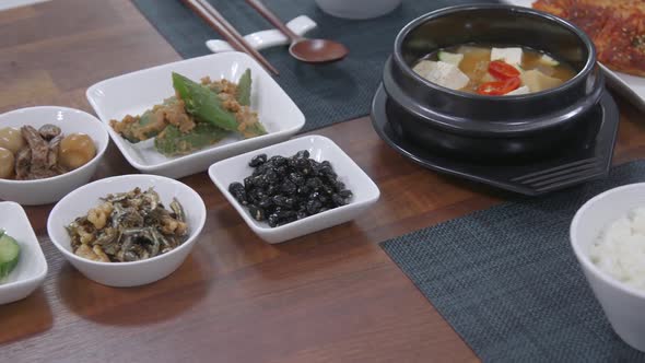 Ordinary Korean family food