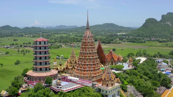 Wat Tham Khao Noi and Wat Tham Sua in Kanchanaburi Thailand alt