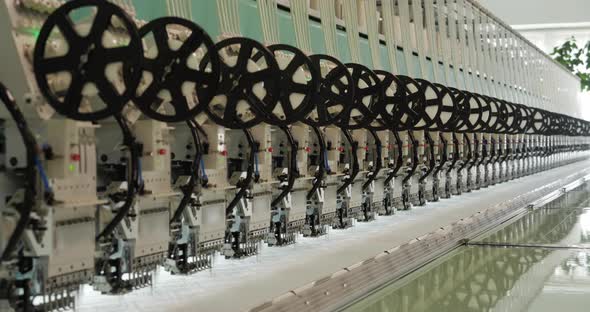 Garment Factory Industrial Embroidery Machine 02