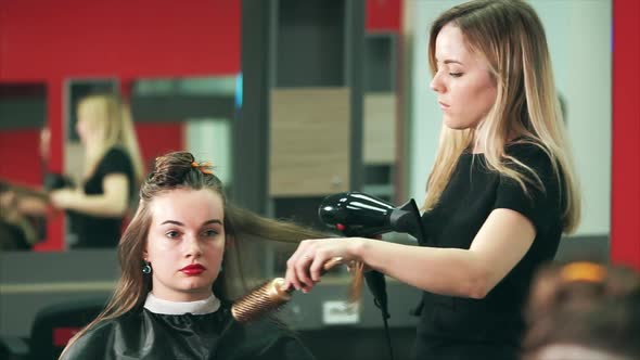 Hair Styling in Beauty Salon