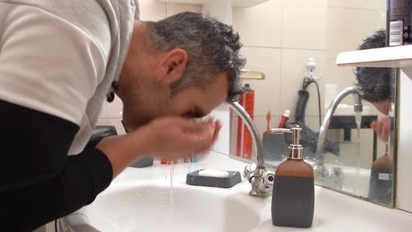 Man face wash.