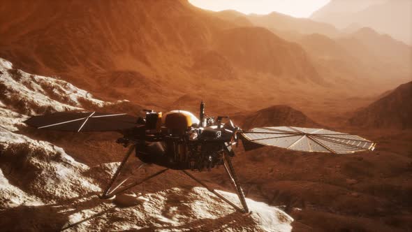 Insight Mars Exploring the Surface of Red Planet alt