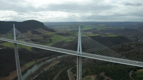 Viaduc de Millau Zoom Out Aerial