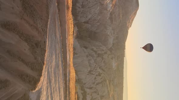 Vertical Video  Balloons in Cappadocia Turkey