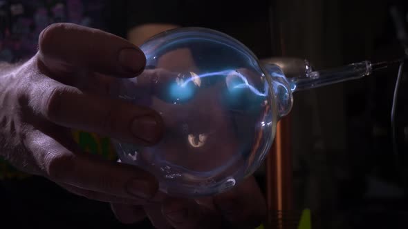 Plasma Ball In Hand