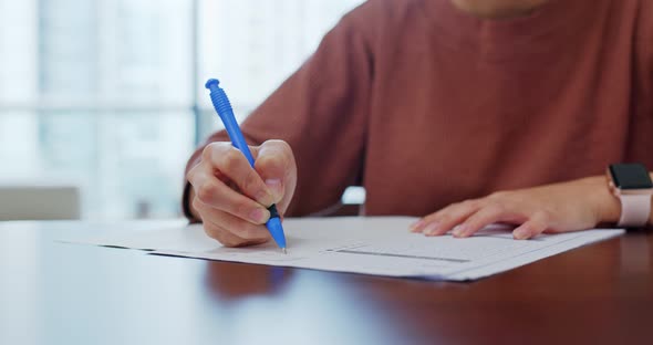 Woman study at home and write on paper