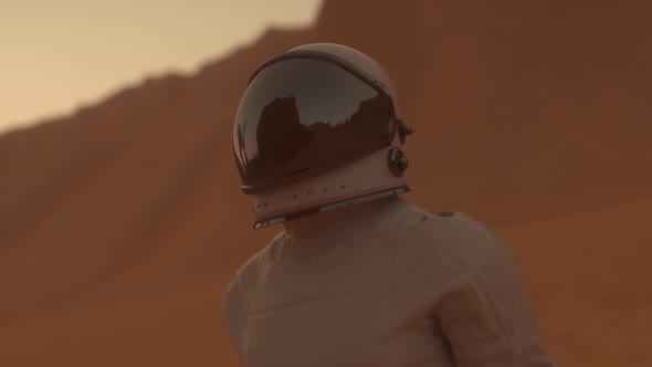 Astronaut on the Planet Mars