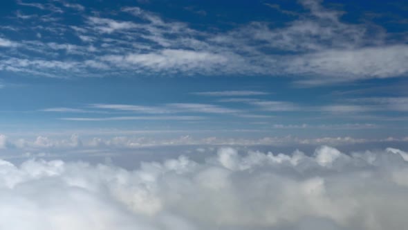 HD - Flying in the clouds