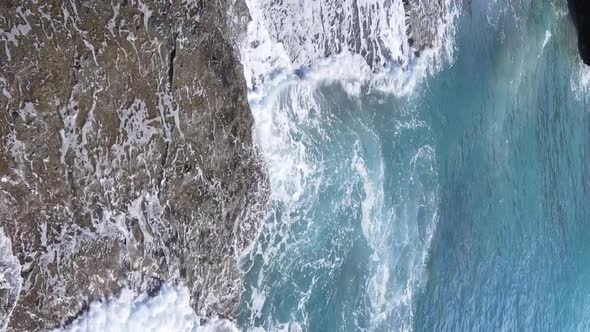 Vertical Video Sea Near the Coast  Closeup of the Coastal Seascape