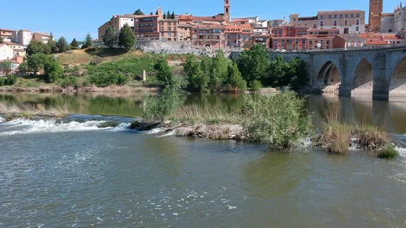 Beautiful views of the town and the river, surrounded by nature, plants, flowers and trees