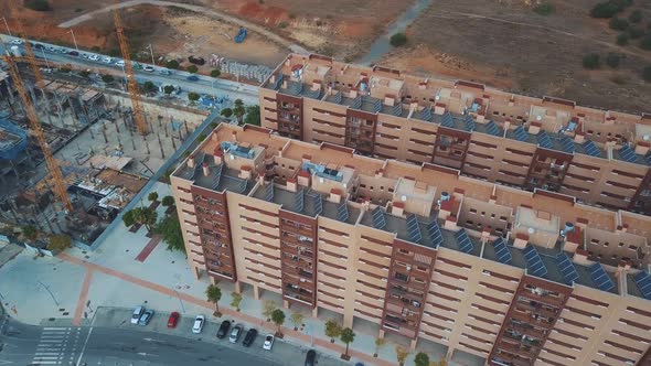 Aerial view of a contruction area with new buildings.
