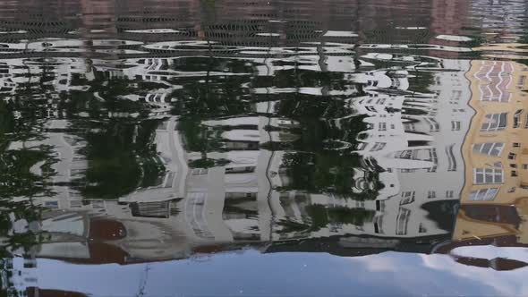 Berlin City - Spree River - House Reflection