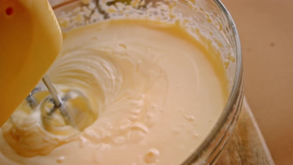 Preparing Process of Crustless New York Cheesecake Recipe