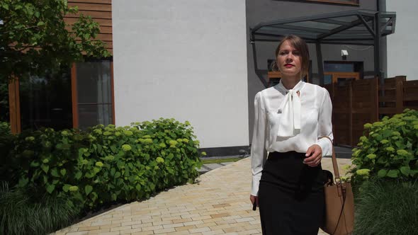 Businesslady Going To Drive To Work From House
