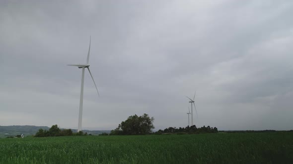 Wind energy and wind turbine