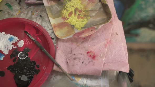 Plate and tray on a table