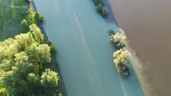 Rivers Danube and Isar merging into each another