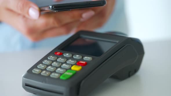 Contactless Payment with Smartphone