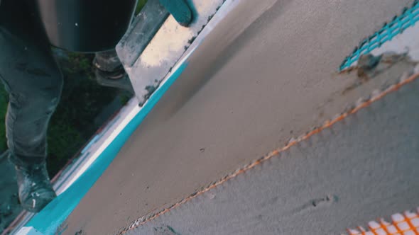 Industrial Climber Using Trowel Putty Glue on Fiberglass Mesh To Insulate Facade