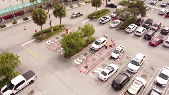 Target Curbside Drive Up Pick Up Contactless Social Distancing