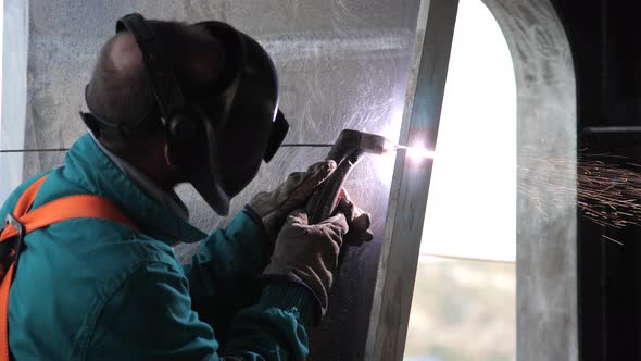 Welding with a flashlight