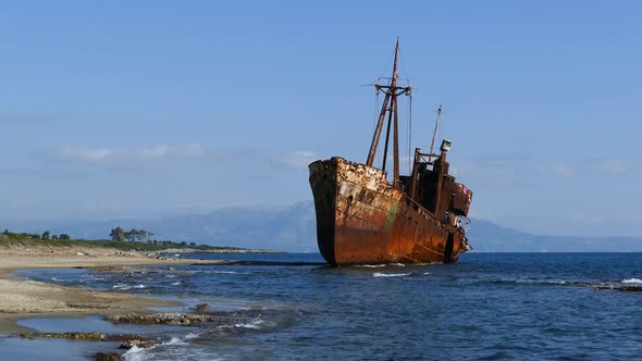 Dimitrios Shipwreck in Valtaki 