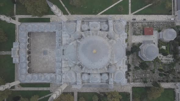 Aerial footage of Suleymaniye Mosque from a foggy day dlog 05