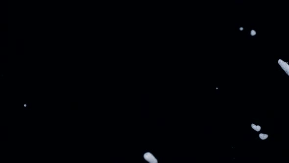 Foams flying in the air, Slow Motion alt