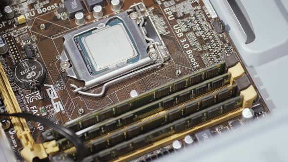 Process of Replacing Motherboard