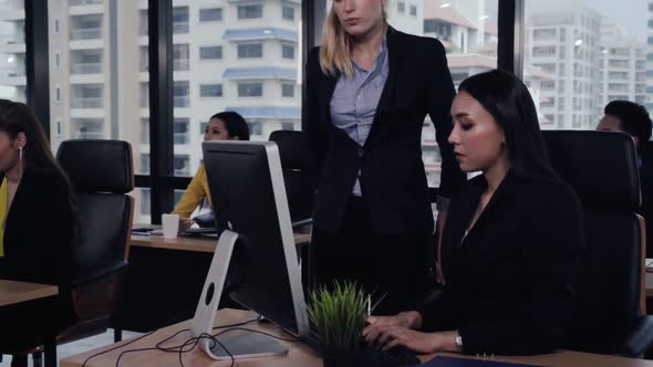 Young Leader Gives Advice to Young Woman Worker