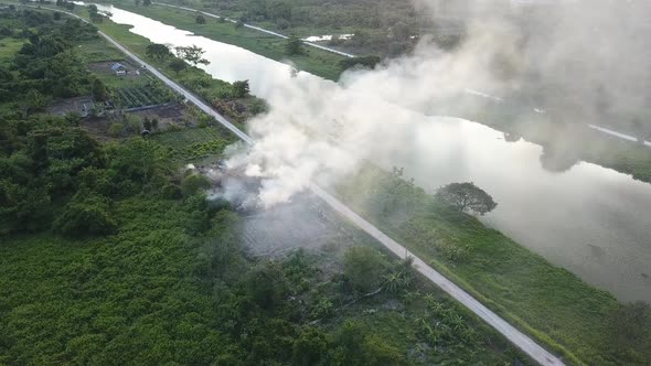 Open burning pollute the environment at Malaysia