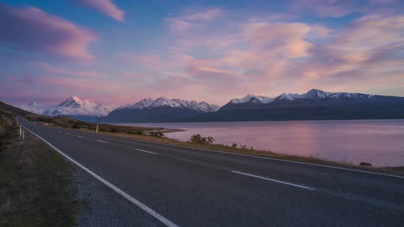 New Zealand scenic road to Aoraki