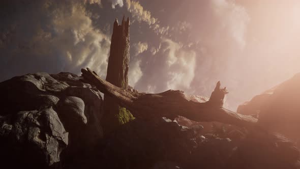 Mountain Landscape at Sunset. Amazing View From the Mountain Peak alt