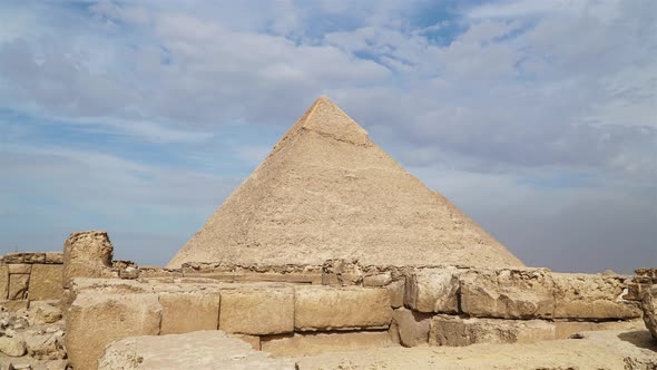 Timelapse Of The Great Pyramids In Giza Valley