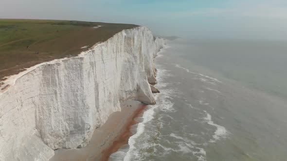 Severn Sisters white cliffs, Cuckmere, the South Downs National Park, UK