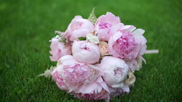 Wedding Flowers with Ring