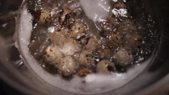 cooking quail eggs, boiling eggs