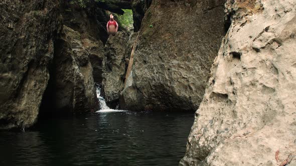 Front Flip Cliff Jump In Washington Rocky Canyon alt