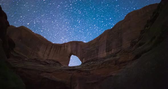 Stevens Arch - Nighttime Stars - Utah - Time lapse