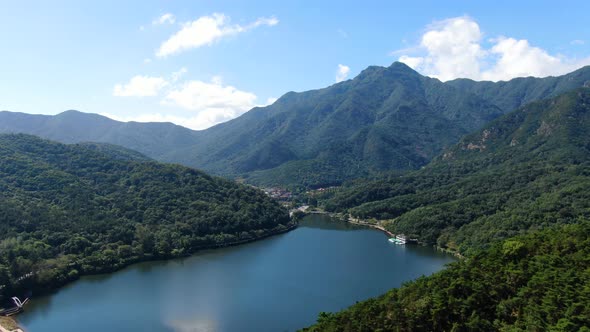 Gyeongsangbuk Do Gumi City Gyeongbuk Provincial Park Geumosan Reservoir Scenery